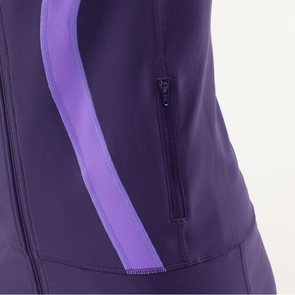 LULULEMON In Stride Jacket in Dense & Power purples. Size 4. GUC - Picture 6 of 16